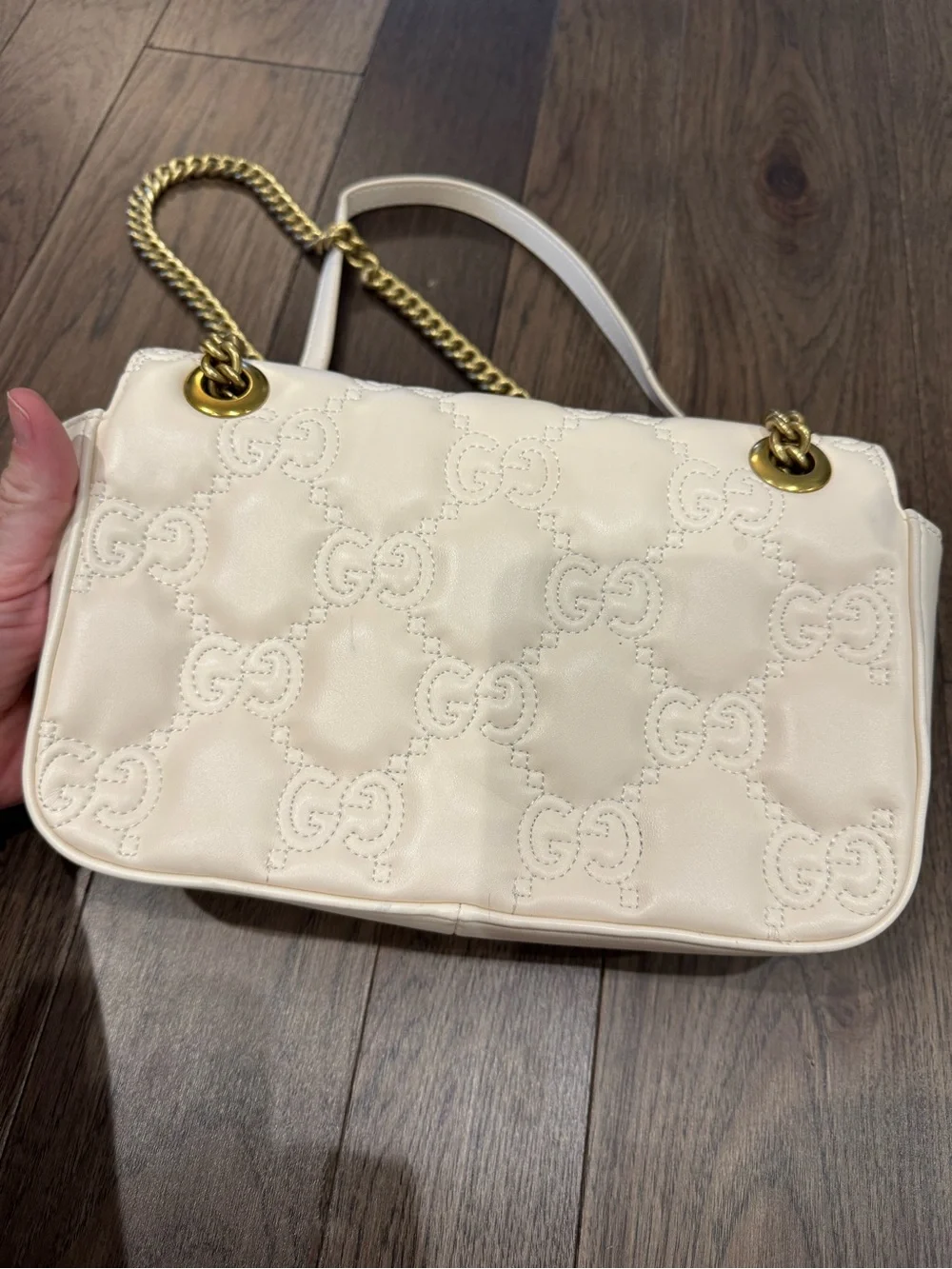Gucci Cream GG Quilted Shoulder Bag with Gold Chain